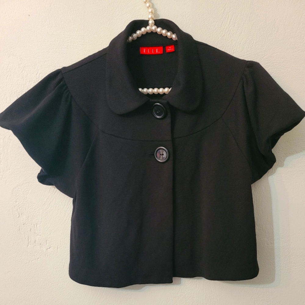 Elle short stylish jacket